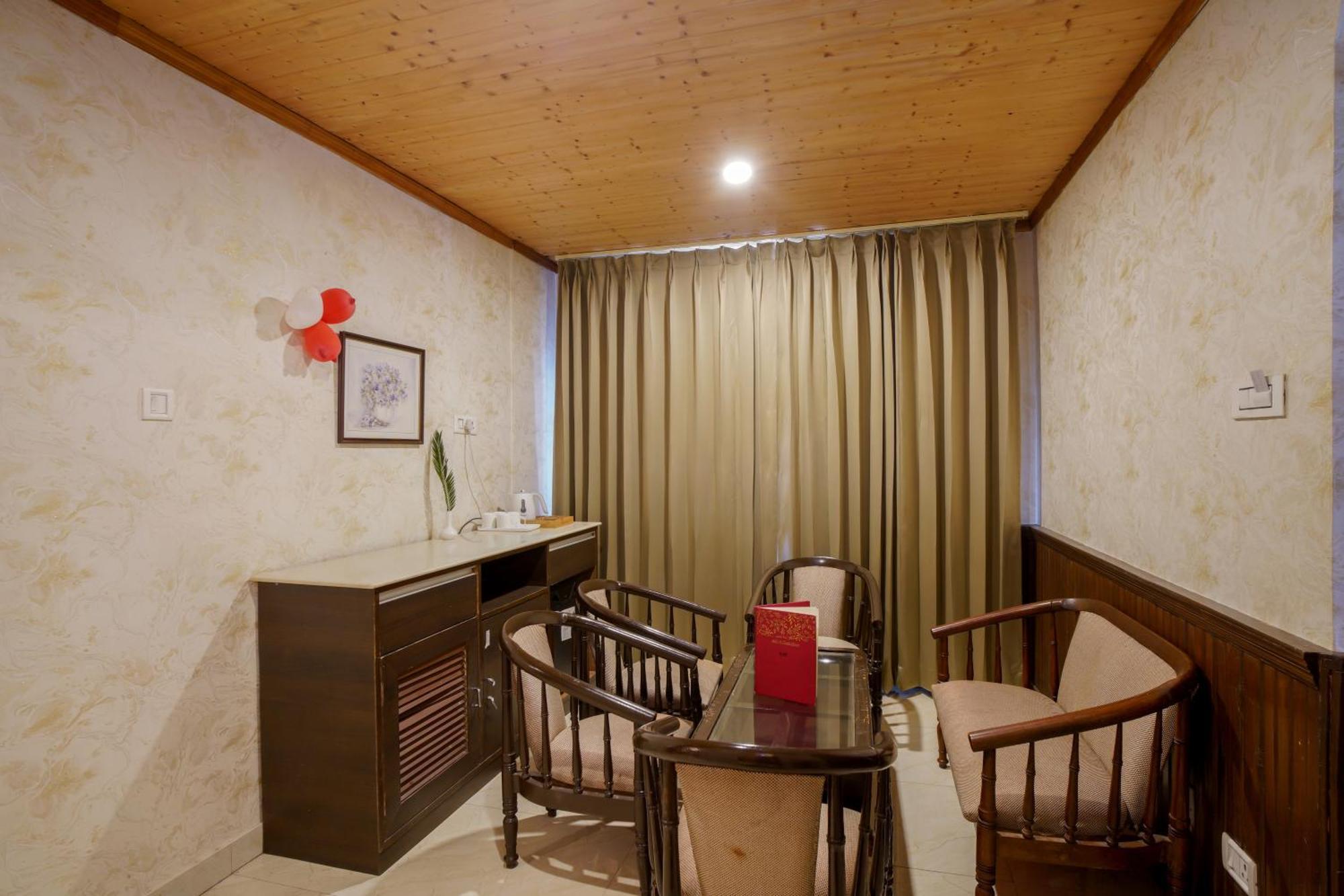 Vilasa Lall Ji Resort Dalhousie Εξωτερικό φωτογραφία