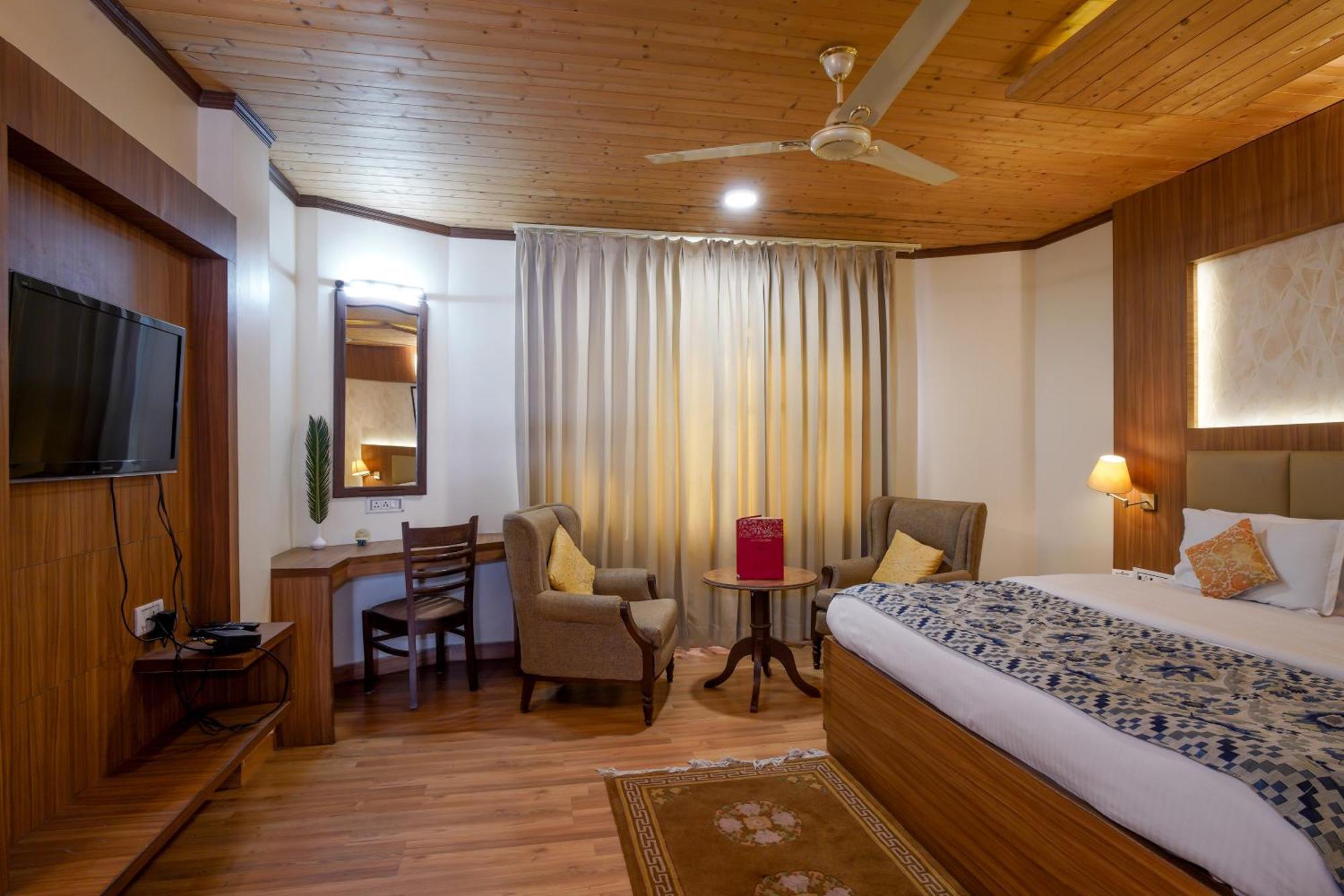 Vilasa Lall Ji Resort Dalhousie Εξωτερικό φωτογραφία